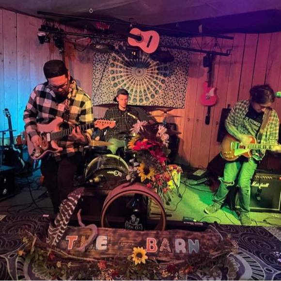 Meet your Posher, Travis - Picture 1 of 1